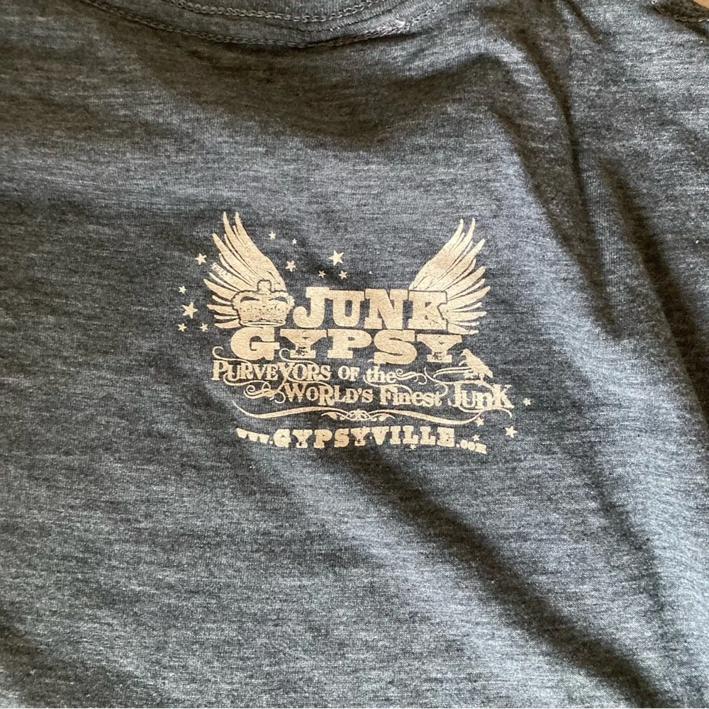 Junk Gypsy “Kiss My Grits” Graphic Tee - Picture 4 of 5